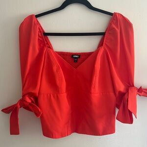 Beautiful express top